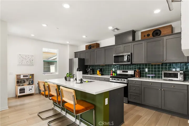 1759 Acadia Place, Upland, California 91784