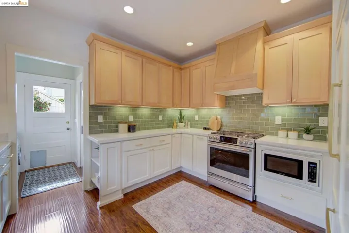 5460 Locksley Ave, Oakland, California 94618