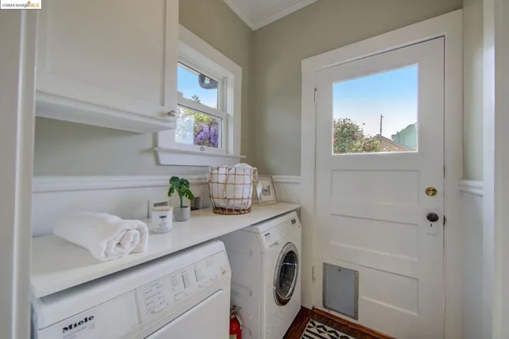 5460 Locksley Ave, Oakland, California 94618