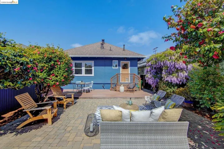 5460 Locksley Ave, Oakland, California 94618