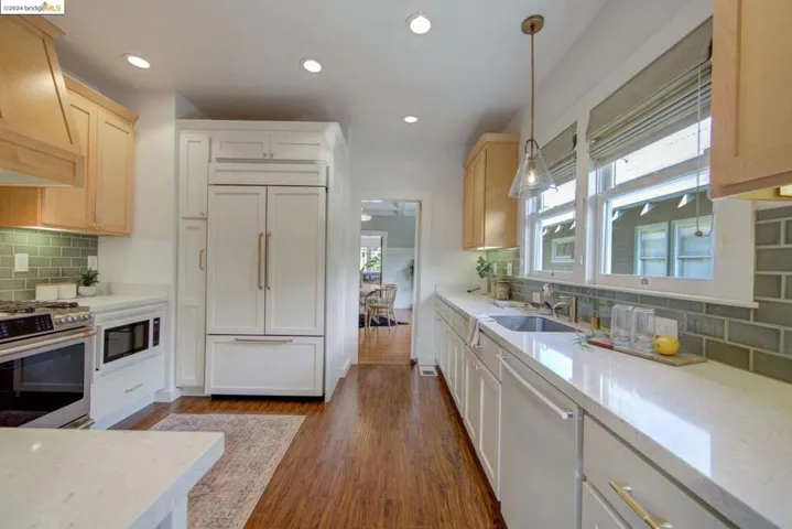5460 Locksley Ave, Oakland, California 94618