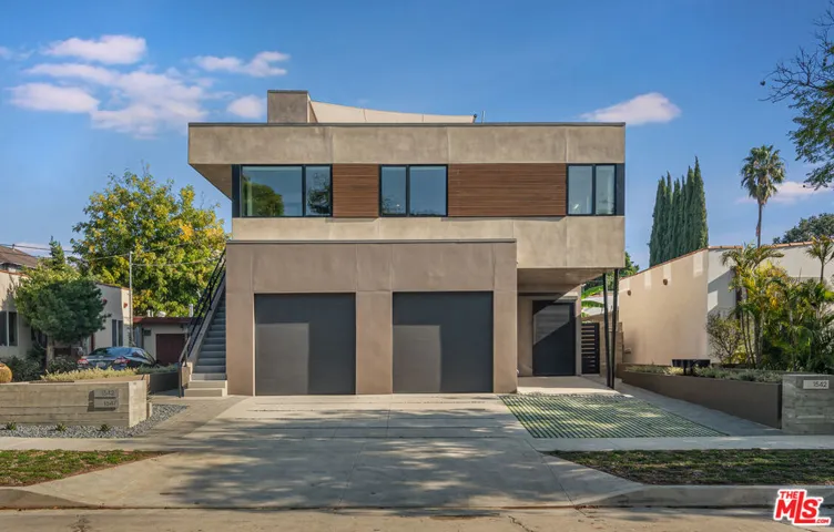 1542 N Hoover Street, Los Angeles, California 90027