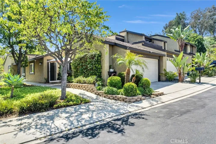 25882 Triton Court, Mission Viejo, California 92691