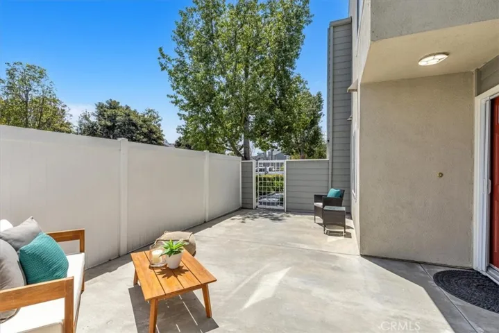 15 Pineoak 100, Aliso Viejo, California 92656