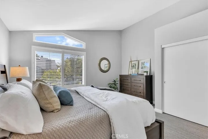 15 Pineoak 100, Aliso Viejo, California 92656