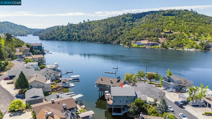 801 Mother Shipton, Copperopolis, California 95228