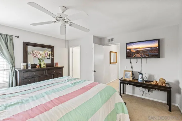 4229 Via Tercero, Oceanside, California 92056