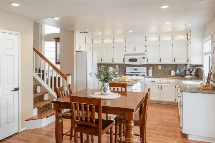 27772 Ron Ridge Drive, Saugus, California 91350