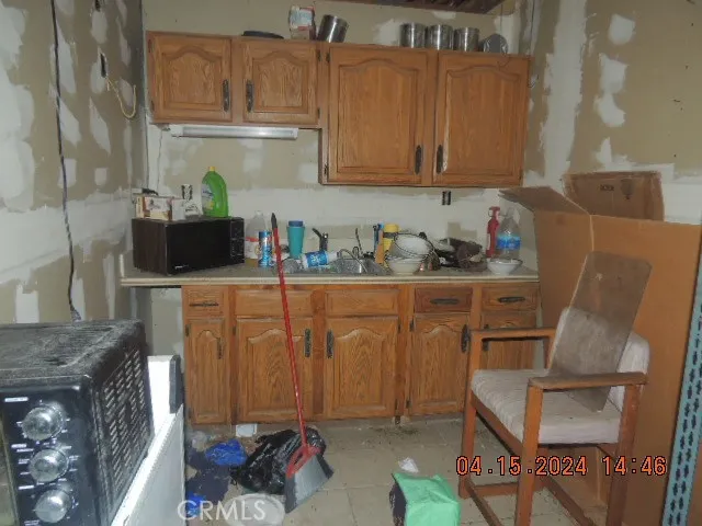 15812 Baxter Court, Adelanto, California 92301
