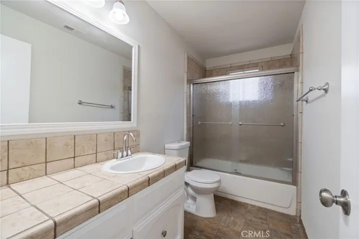 312 Riverside Avenue, Chowchilla, California 93610