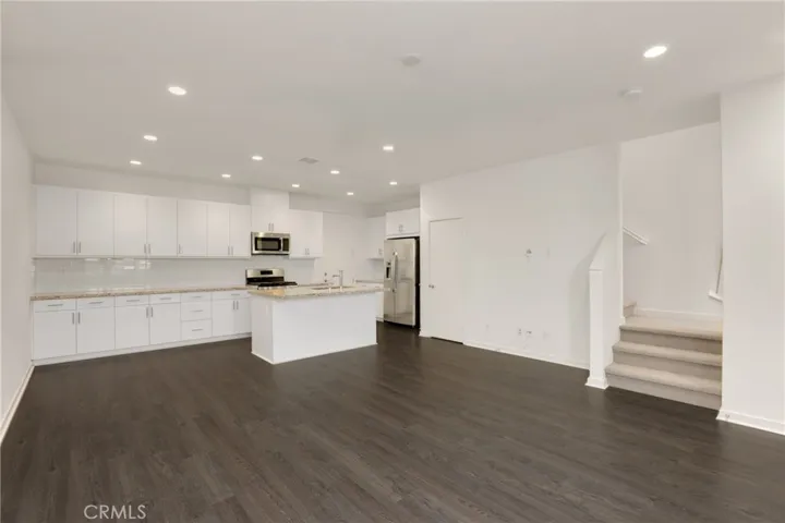 30 Jasmine, Lake Forest, California 92630