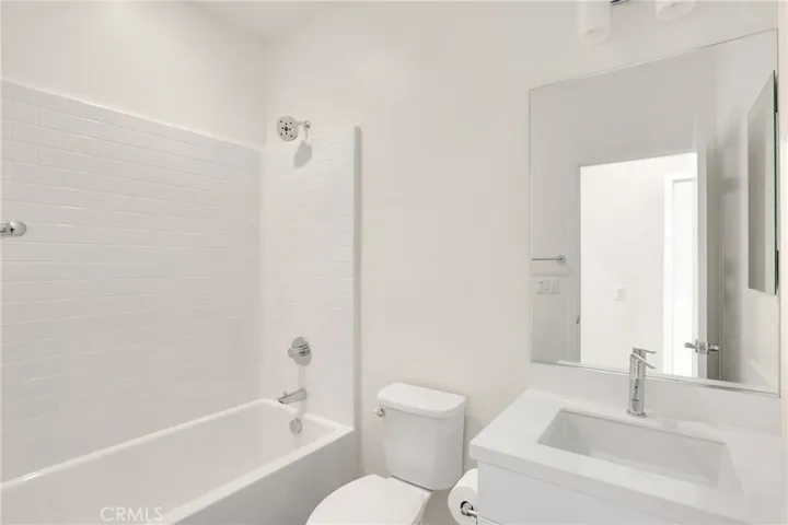 30 Jasmine, Lake Forest, California 92630
