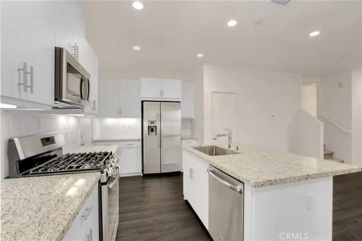 30 Jasmine, Lake Forest, California 92630