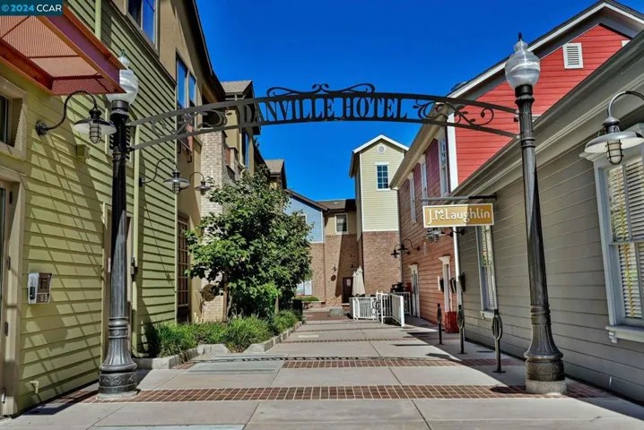 22 Old Town Lane, Danville, California 94526