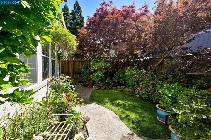 22 Old Town Lane, Danville, California 94526