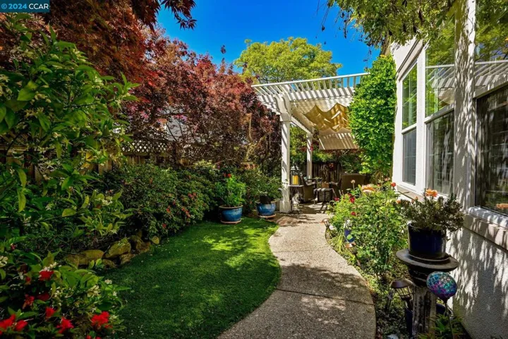 22 Old Town Lane, Danville, California 94526