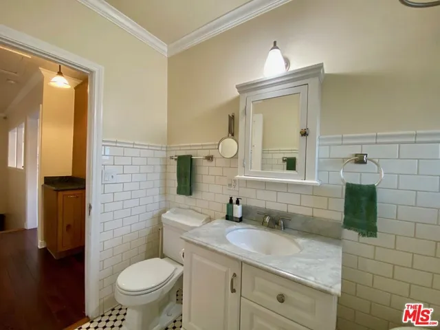 1432 Maltman Avenue, Los Angeles, California 90026