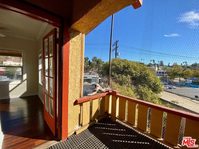 1432 Maltman Avenue, Los Angeles, California 90026