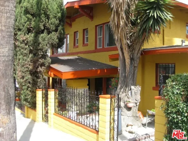 1432 Maltman Avenue, Los Angeles, California 90026