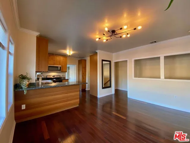 1432 Maltman Avenue, Los Angeles, California 90026