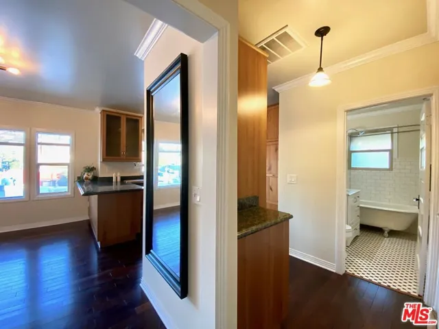 1432 Maltman Avenue, Los Angeles, California 90026