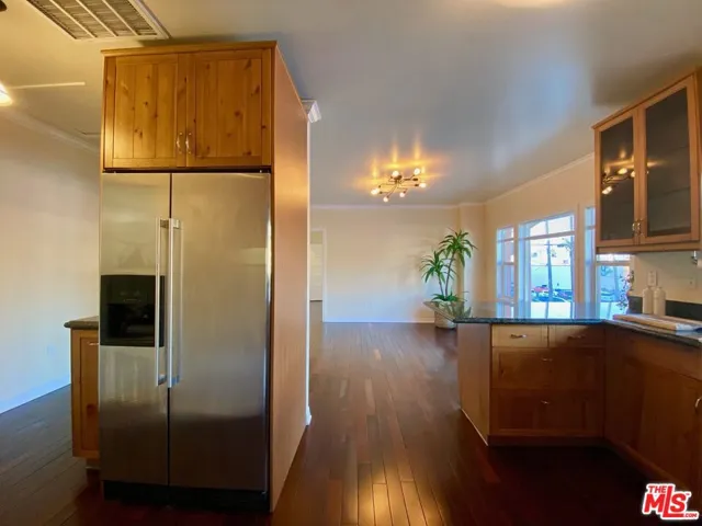 1432 Maltman Avenue, Los Angeles, California 90026