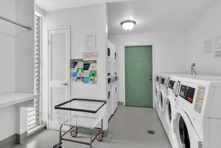 1855 Diamond St 312, San Diego, California 92109