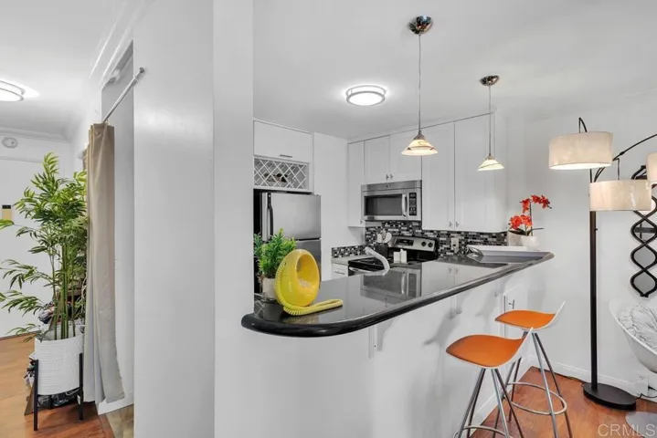 1855 Diamond St 312, San Diego, California 92109
