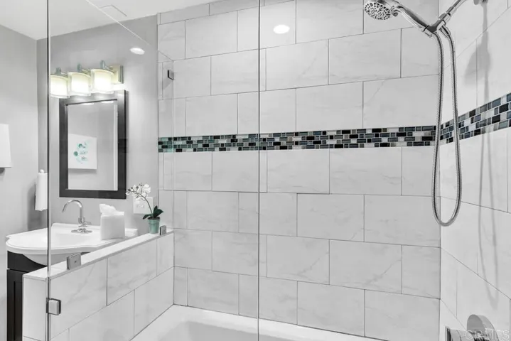 1855 Diamond St 312, San Diego, California 92109