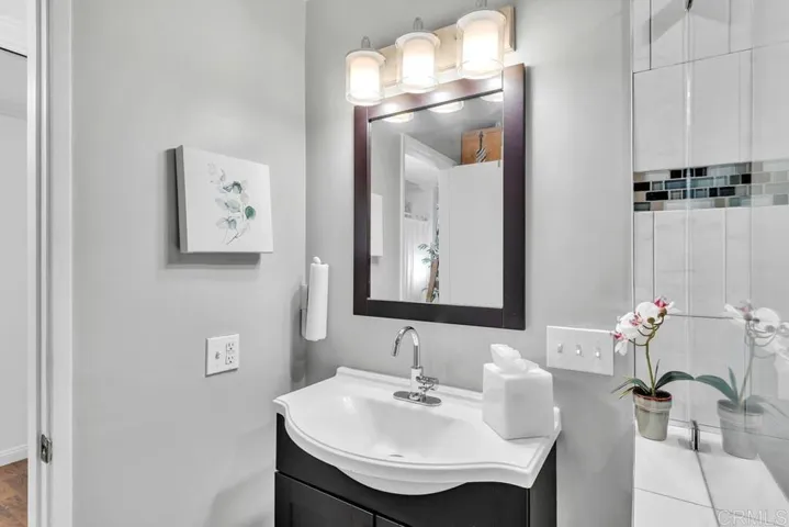 1855 Diamond St 312, San Diego, California 92109