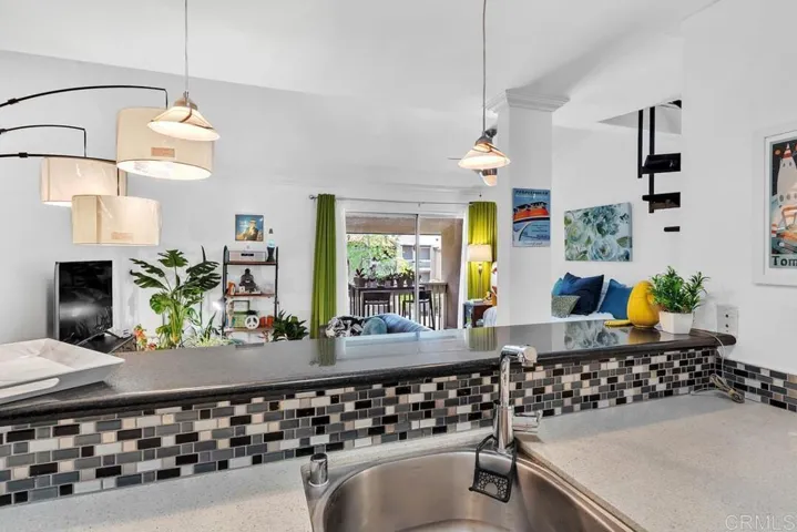 1855 Diamond St 312, San Diego, California 92109