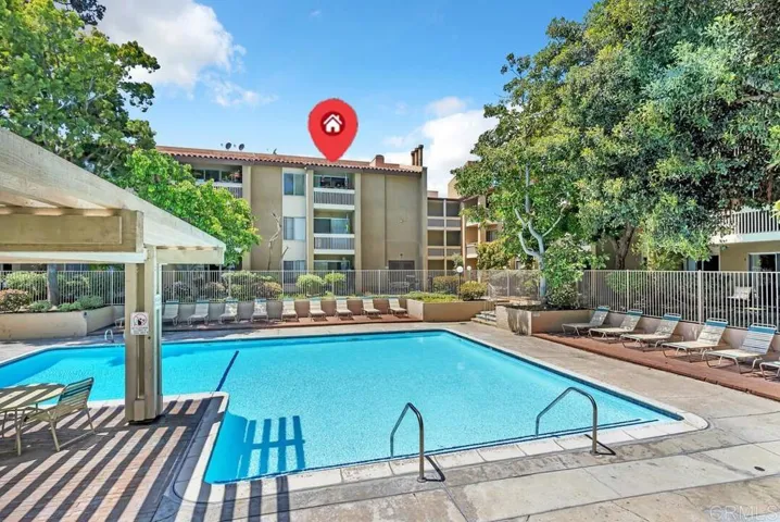 1855 Diamond St 312, San Diego, California 92109