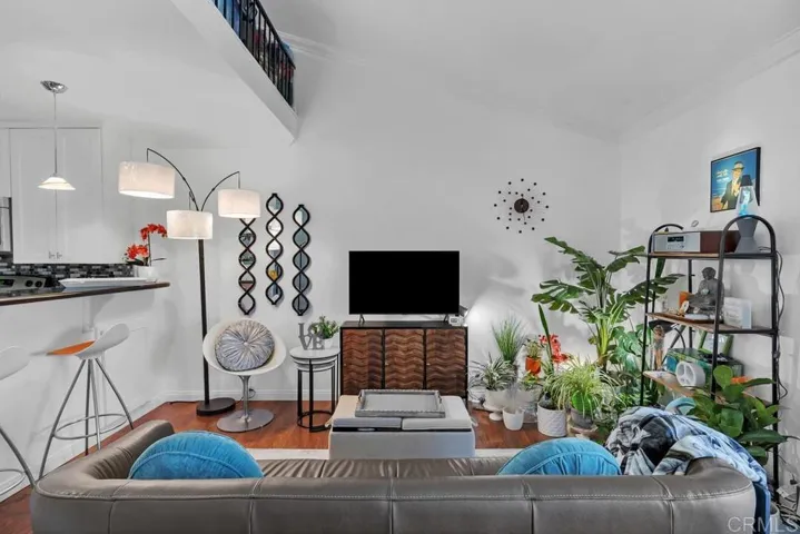 1855 Diamond St 312, San Diego, California 92109
