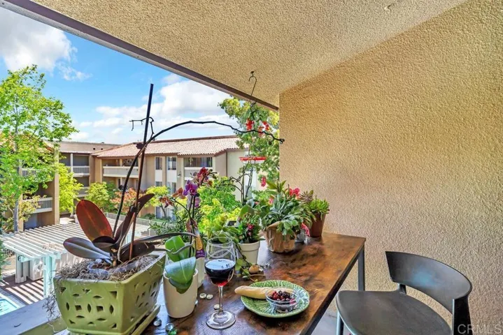 1855 Diamond St 312, San Diego, California 92109