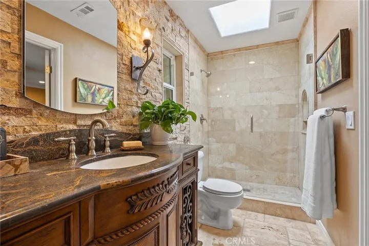 2912 Hickory Place, Fullerton, California 92835