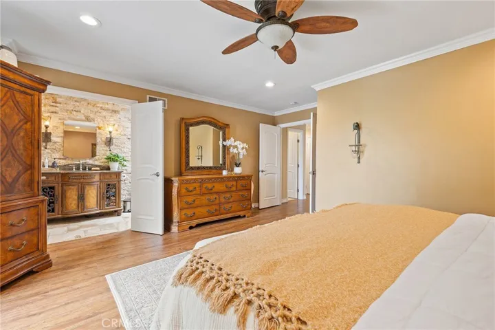 2912 Hickory Place, Fullerton, California 92835