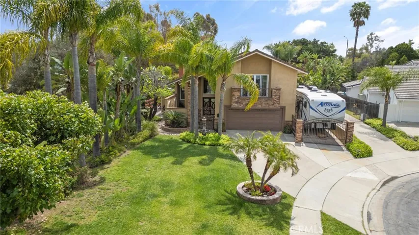 2912 Hickory Place, Fullerton, California 92835