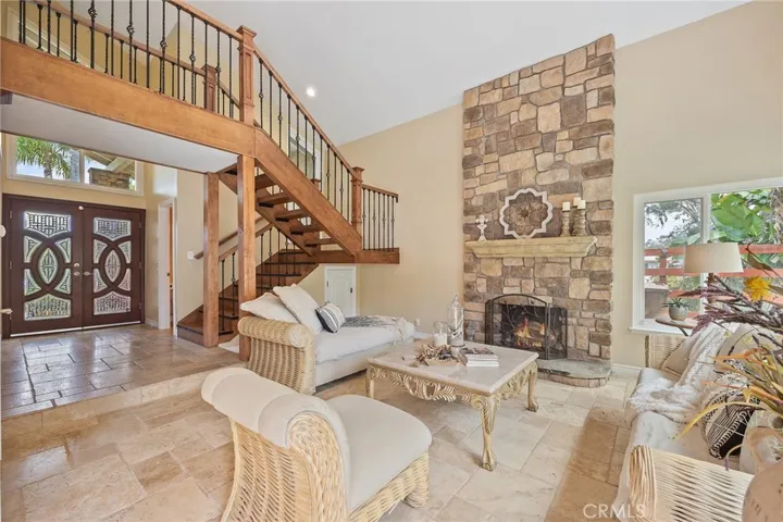 2912 Hickory Place, Fullerton, California 92835