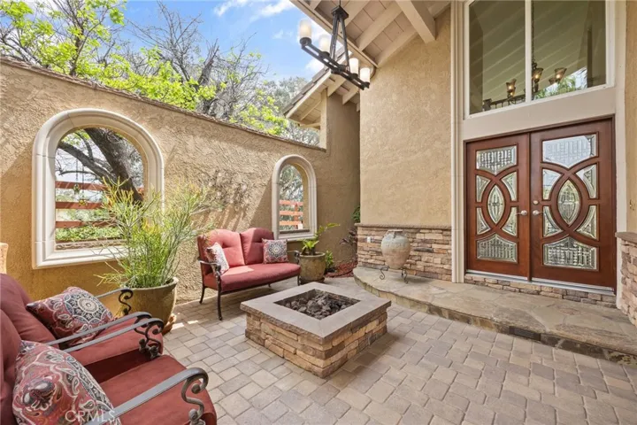 Entry private patio
