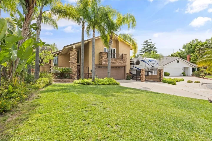 2912 Hickory Place, Fullerton, California 92835