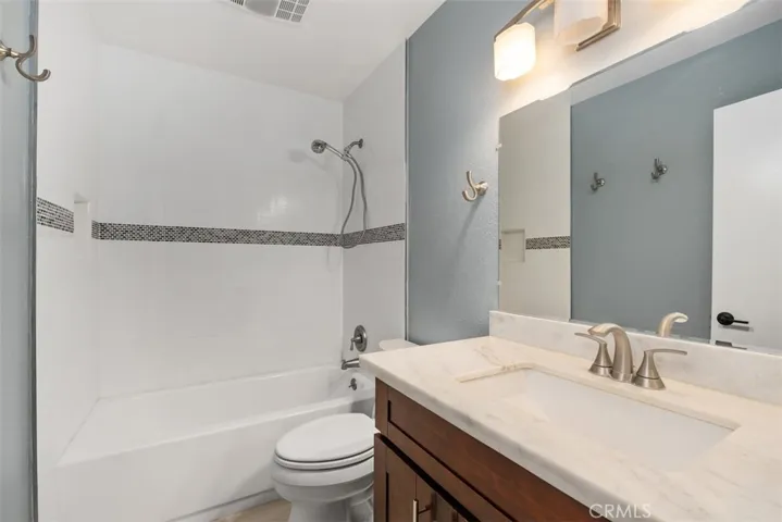 17574 Vandenberg Lane 2, Tustin, California 92780