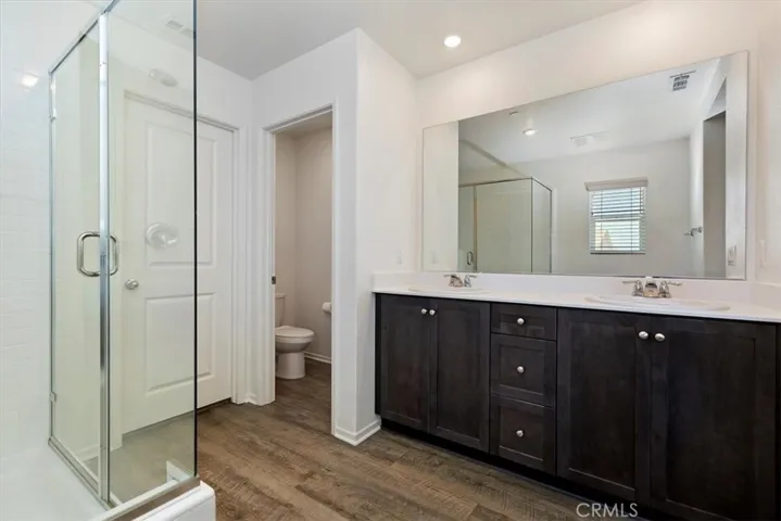 Upstairs - Primary bathroom