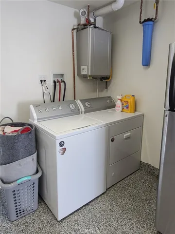 Tankless Hot Water Heater