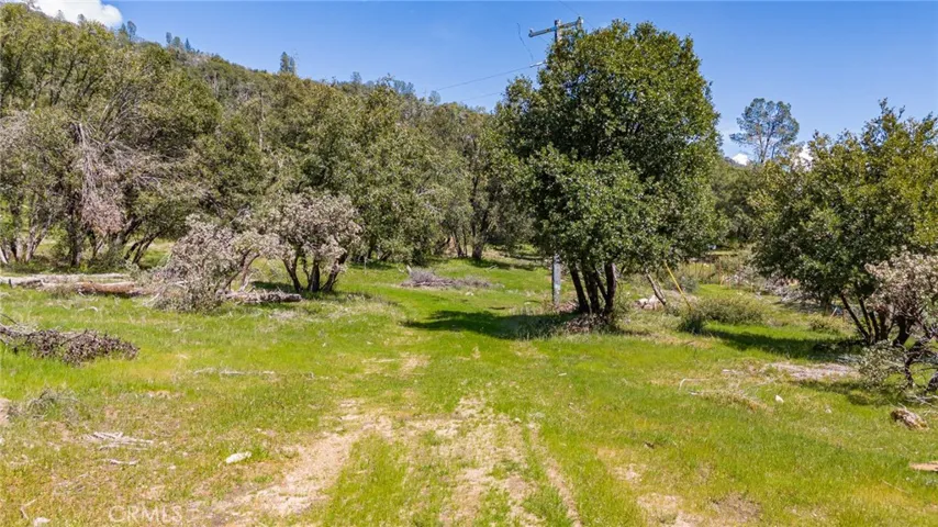 5093 Worman Road, Ahwahnee, California 93601