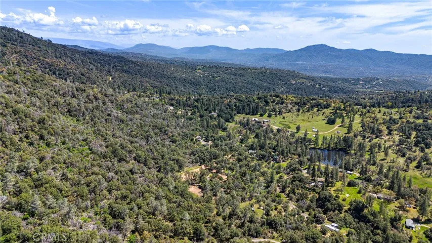 5093 Worman Road, Ahwahnee, California 93601