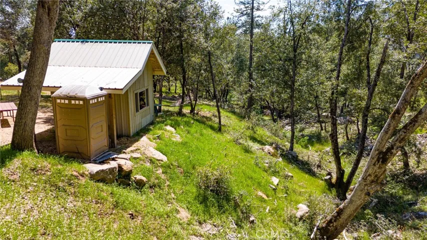5093 Worman Road, Ahwahnee, California 93601