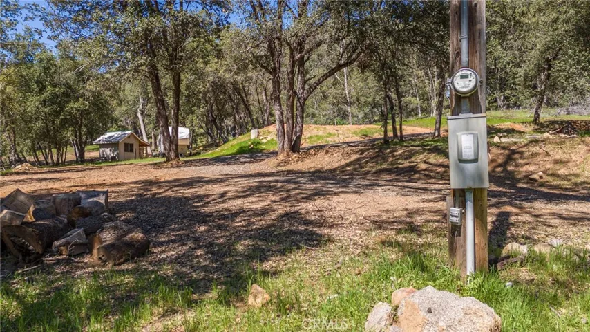 5093 Worman Road, Ahwahnee, California 93601