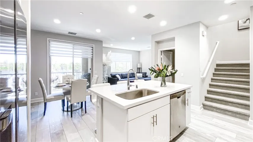 810 E Santa Ana Street, Anaheim, California 92805