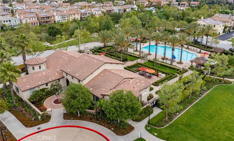 955 Sweetbriar Lane F, Azusa, California 91702