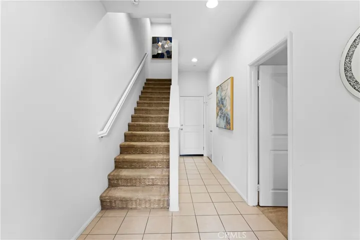 955 Sweetbriar Lane F, Azusa, California 91702